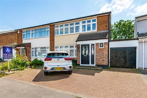 58 Berkeley Drive, Hornchurch, RM11 3PZ