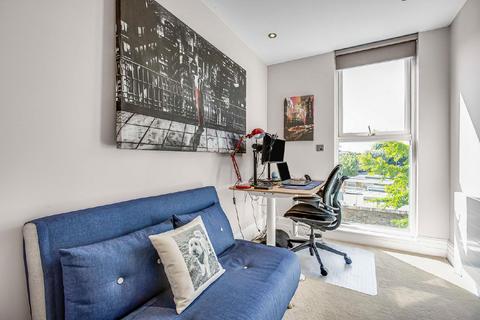 1a Oxford Road, London, SW15 2LG