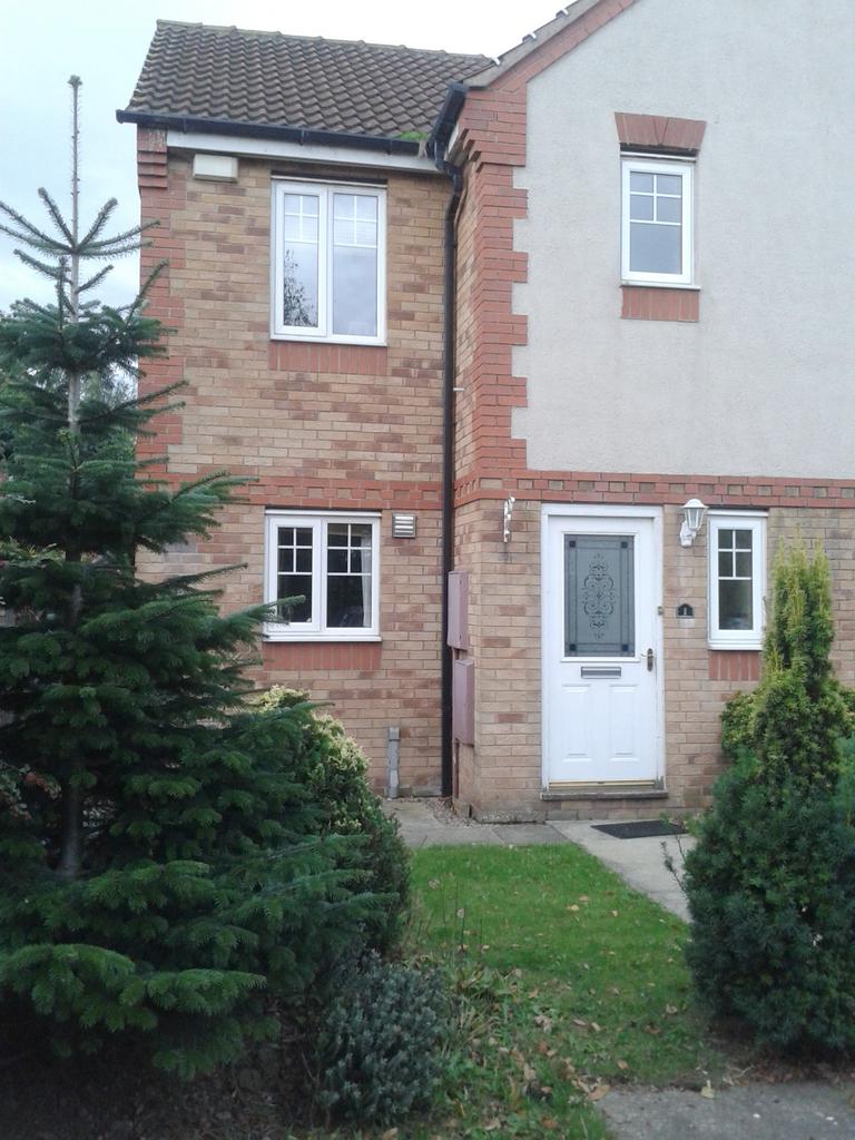 1 Jenkin Wood Close, Woodlaithes, Rotherham S66 3ZG 2 bed townhouse £
