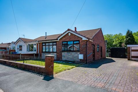 2 bedroom semi-detached bungalow for sale - Edgeworth Road, Hindley Green, WN2