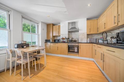 Flat 3, 93 Gilbey Road, London, SW17 0QH