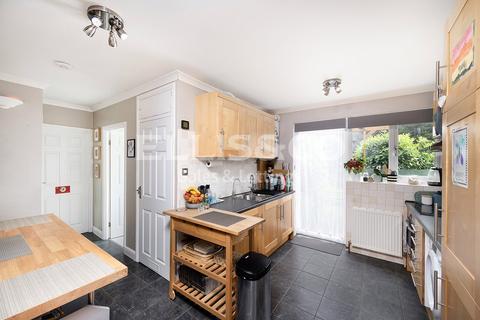 2 bedroom maisonette for sale - The Fairway, Mill Hill, London, NW7