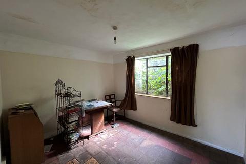 28 Barnfield Road, Orpington, BR5 3LR