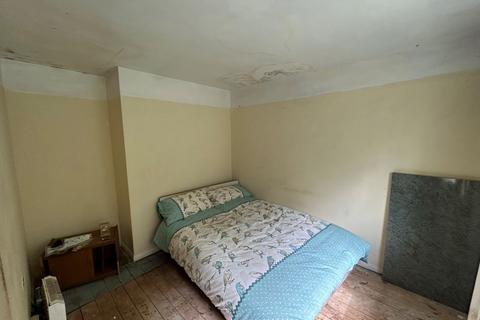 28 Barnfield Road, Orpington, BR5 3LR