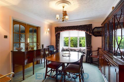 4 bedroom detached house for sale - The Ridgeway, Tonbridge, Kent, TN10