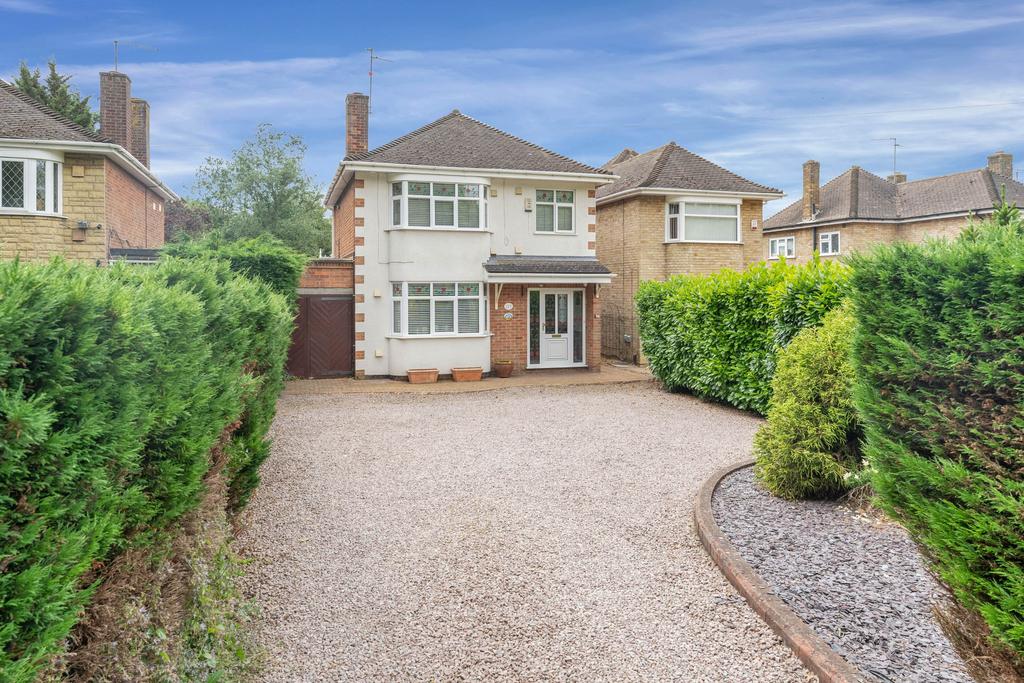 Fulbridge Road, Walton, Peterborough, PE4 4 bed detached house for sale £340,000