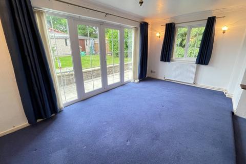 100 Handcross Road, Luton, LU2 8JF