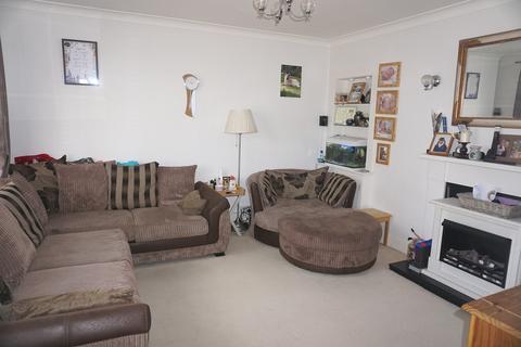 38 Garrison Lane, Chessington, KT9 2LB