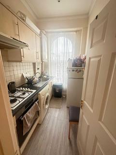 1 bedroom flat to rent, High Street, Acton
