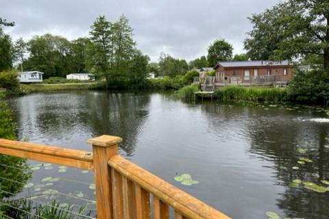 2 bedroom static caravan for sale, 1 Ash Tree Lake, Wortwell IP20