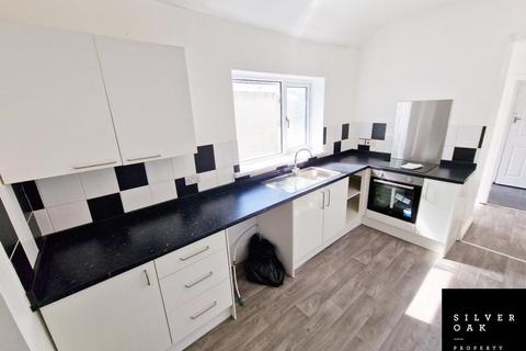 3 bedroom terraced house to rent - 18 Lloyd Street,Llanelli