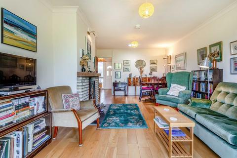 35 Dixton Close, Monmouth, NP25 3PJ