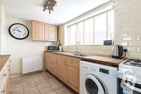 75 Cloverly Road, Ongar, CM5 9BX
