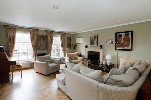 6 bedroom detached house for sale - Camelot Close, Wimbledon, SW19
