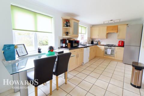 5 bedroom detached house for sale, Seafields Drive, Hopton