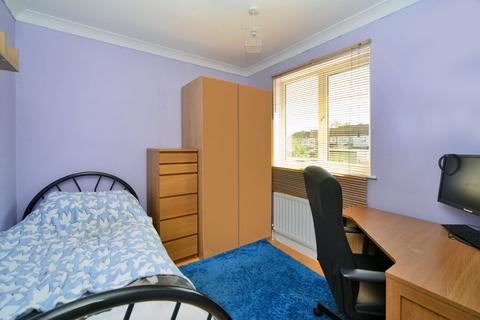 43 Conrad Drive, Worcester Park, KT4 8PR