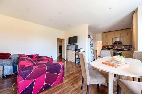 undefined, High Road, Whetstone, London, N20