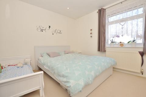 1 bedroom apartment to rent, Elmfield House, Kingfisher Drive, Merrow, Guildford, Surrey, GU4