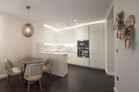 2 bedroom flat to rent, 4 Charles Clowes Walk, SW11