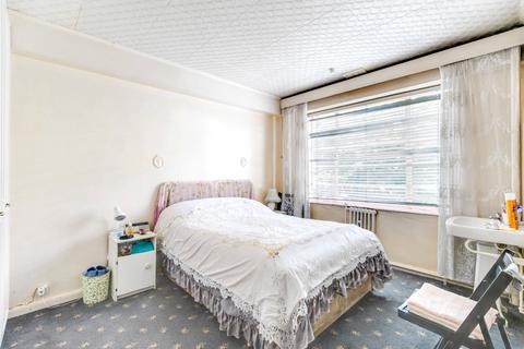 1 bedroom apartment for sale, Camden Road, Camden, NW1
