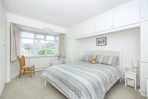 47 Woodside Road, New Malden, KT3 3AW