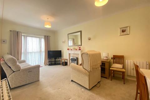 2 bedroom flat for sale, Torquay Road, Preston, Paignton
