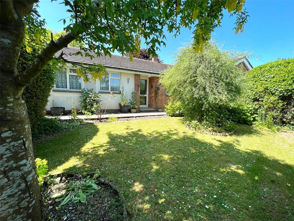 Bladen View, Milborne St. Andrew, Blandford Forum, Dorset, DT11 3 bed