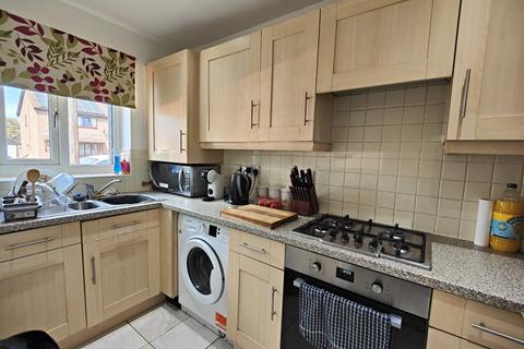 2 bedroom house to rent, Fieldview, Edlington, Doncaster, South Yorkshire, DN12