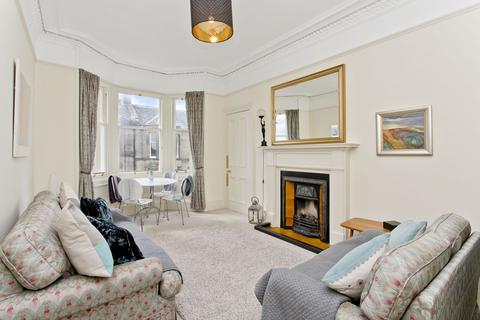 2 bedroom flat for sale - 11 (3F1), Church Hill Place, Edinburgh, EH10 4BE