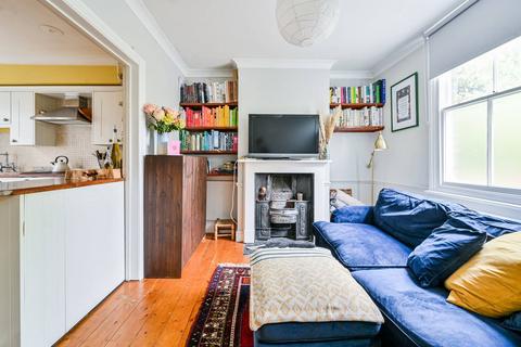 3 Trinity Grove, London, SE10 8TE