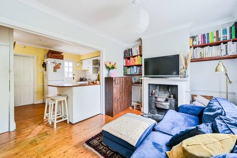 3 Trinity Grove, London, SE10 8TE