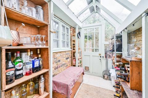 3 Trinity Grove, London, SE10 8TE