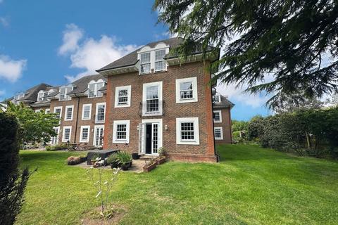 2 bedroom apartment for sale, Crossways, Beaconsfield, HP9