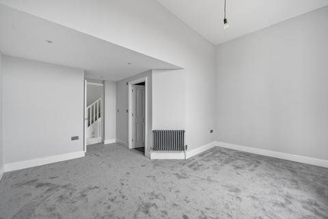 2 bedroom apartment for sale - Lansdown Place, Lansdown, Cheltenham, Gloucestershire, GL50