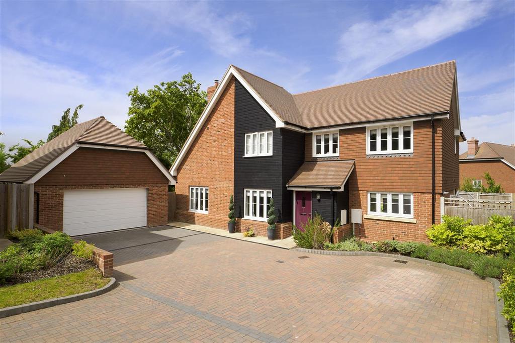 Downs View Way, Chartham 5 bed detached house for sale £785,000
