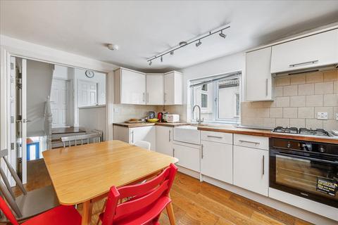 12a Petersfield Road, London, W3 8NY