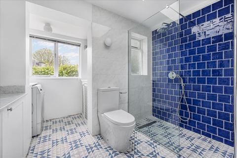 12a Petersfield Road, London, W3 8NY
