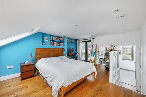 12a Petersfield Road, London, W3 8NY