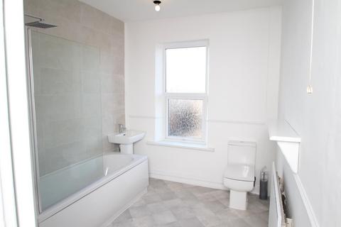 2 bedroom house to rent, Thorpe Road, Pudsey, West Yorkshire, UK, LS28