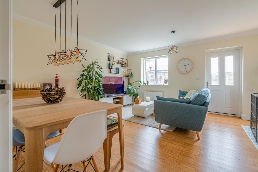 Bibby's Way, Framlingham, IP13 9FD 3 bed semidetached house for sale
