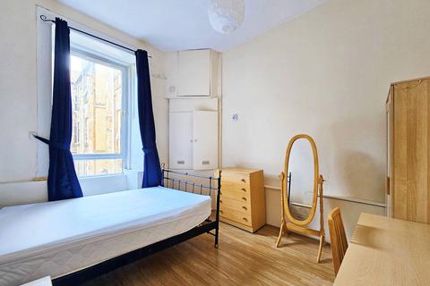 3 bedroom flat to rent, Bentinck Street, Glasgow G3