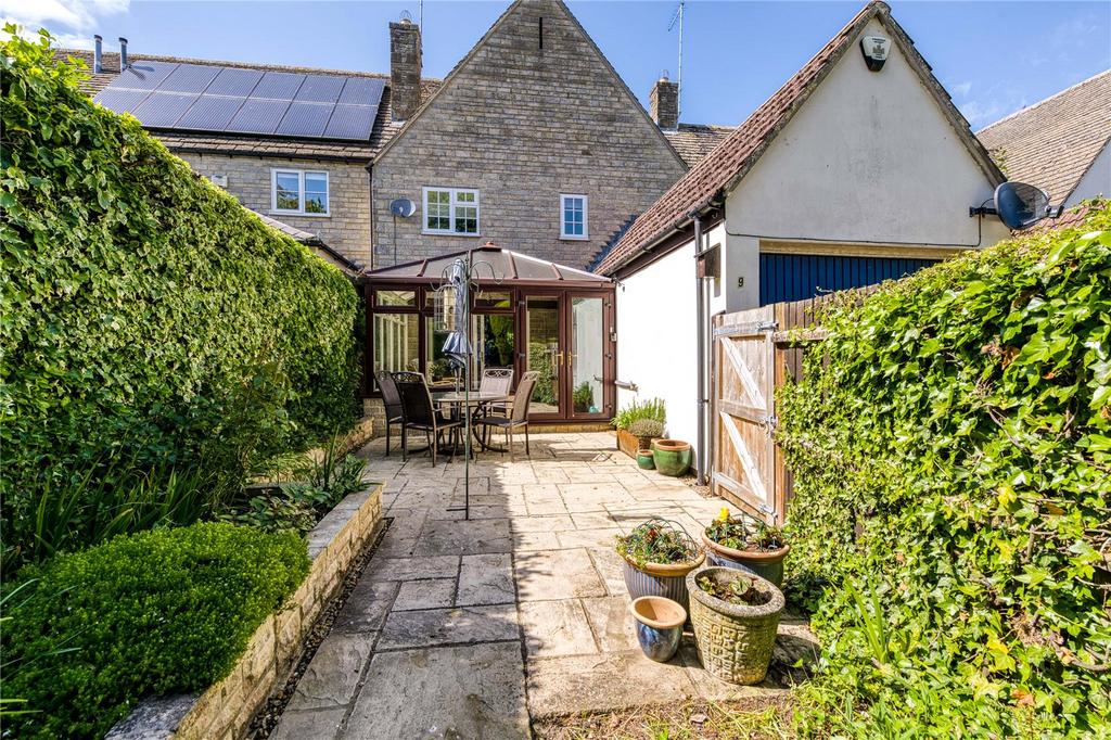 Blackpot Lane, Oundle, Northamptonshire, PE8 3 bed house for sale £