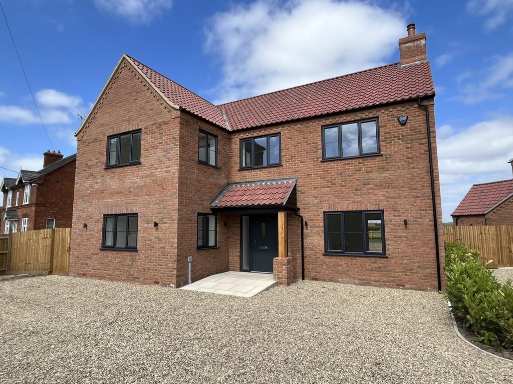 Barton Road, Wisbech St. Mary 4 bed detached house £449,995