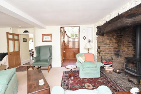 Framptons High Street, Henstridge, Templecombe, BA8 0RA