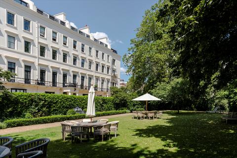 2 bedroom flat for sale, Hyde Park Gardens, London, W2