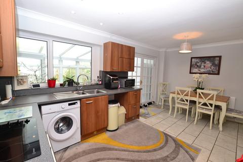 23 Bowbridge Gardens, Bottesford, Nottingham, NG13 0AZ