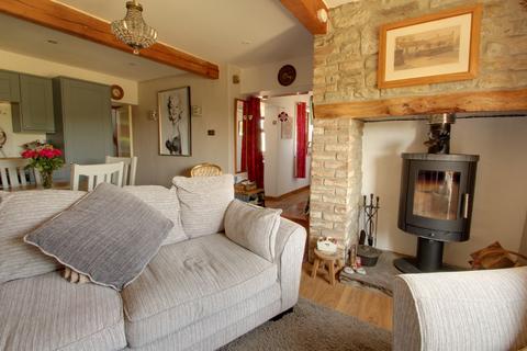 2 bedroom cottage for sale, Mount Pleasant, Pilton, BA4