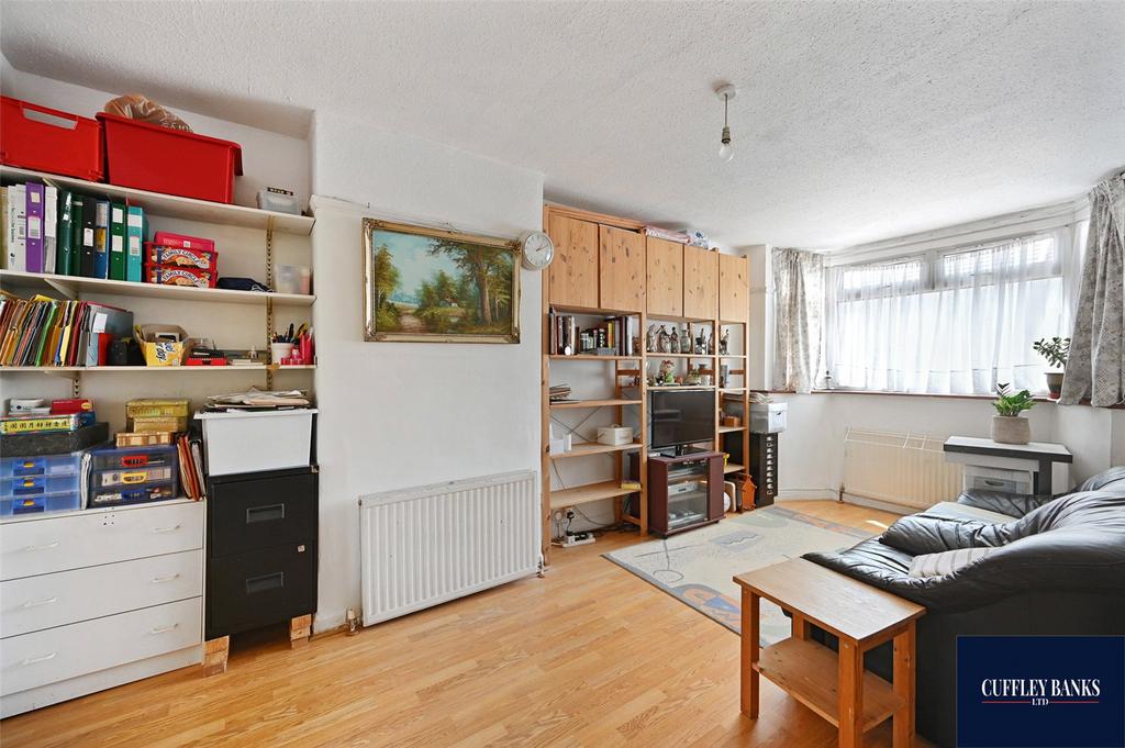 Bamford Avenue, Alperton, Wembley, Middlesex, HA0 3 bed end of terrace