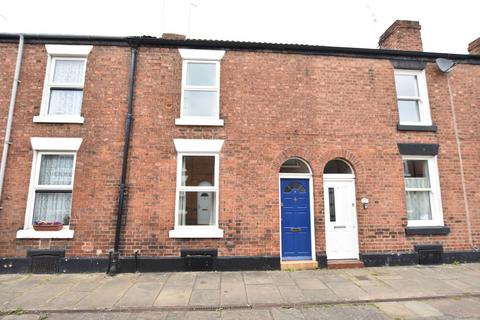 2 bedroom terraced house to rent, Church Street, Chester