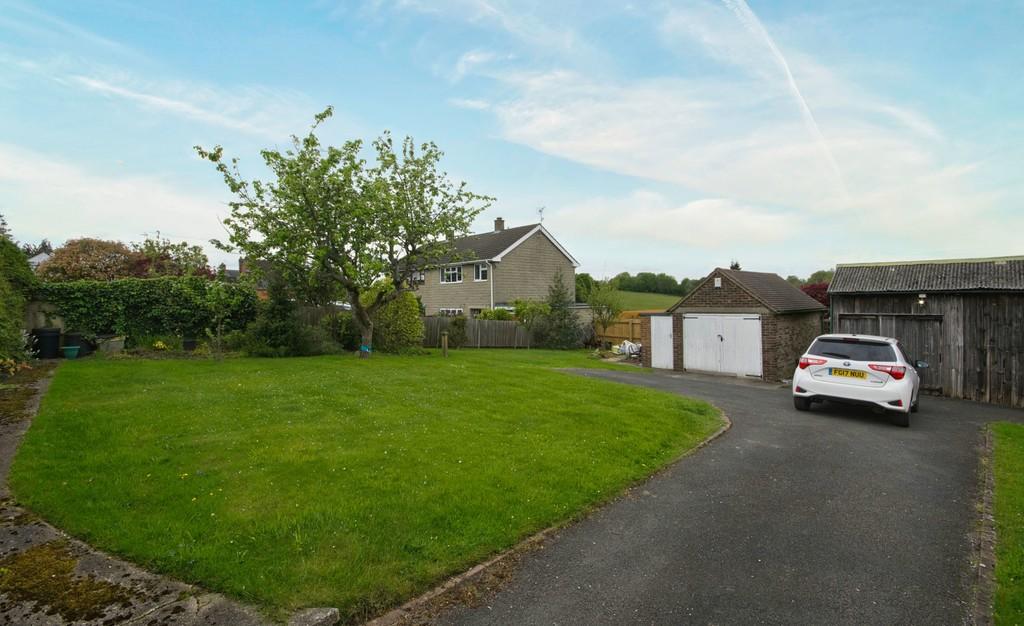 Old Road, Heage 3 bed detached house £400,000